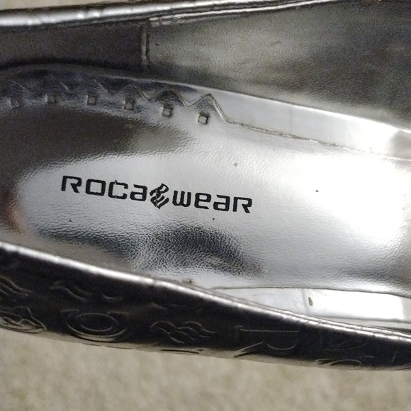 GUC Rocawear Silver 👠 heels - Picture 4 of 12